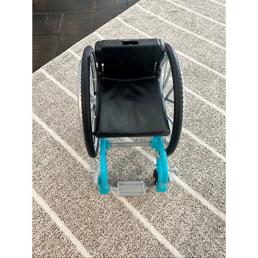 💝 Matel Barbie Black and Blue Doll Wheelchair Accessory